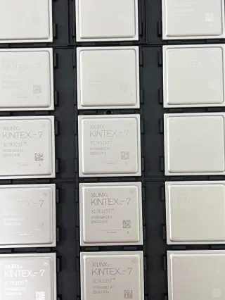 XC7K325T-2FFG900I 02