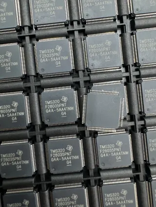 TMS320F28034PNT p3